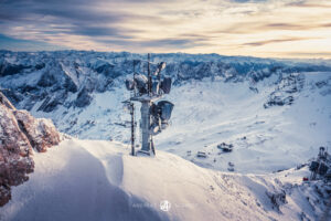 Aussicht der Zugspitze im Winter mit schnee und Eis